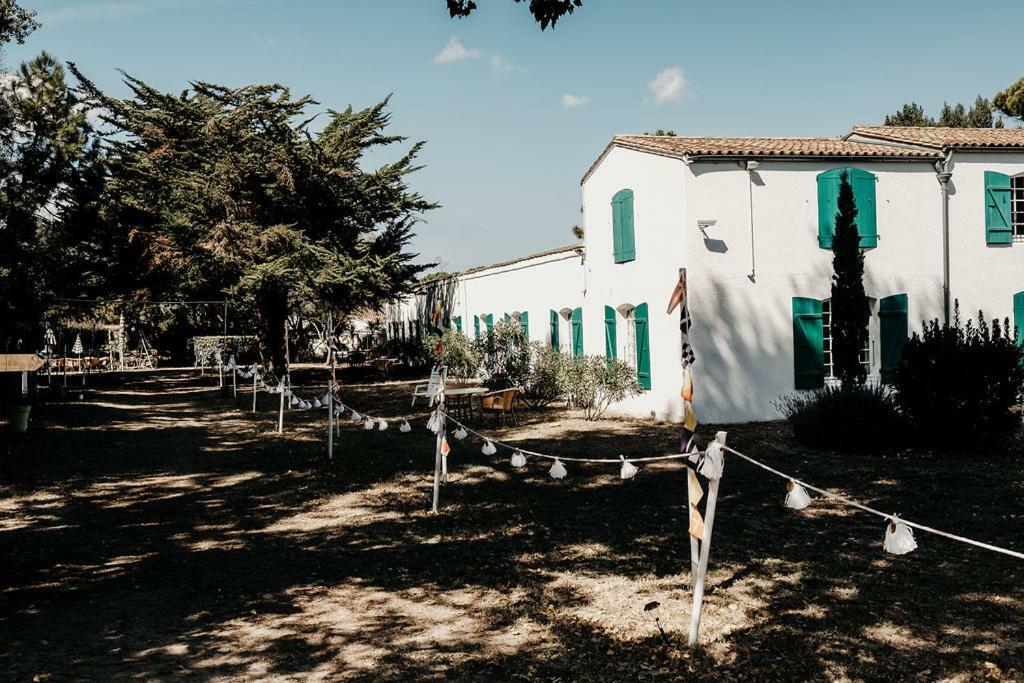 Hotel Les Gollandieres Le Bois-Plage-en-Ré Esterno foto